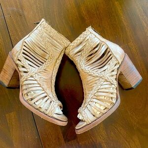 Bela Freebird by Steven size 7